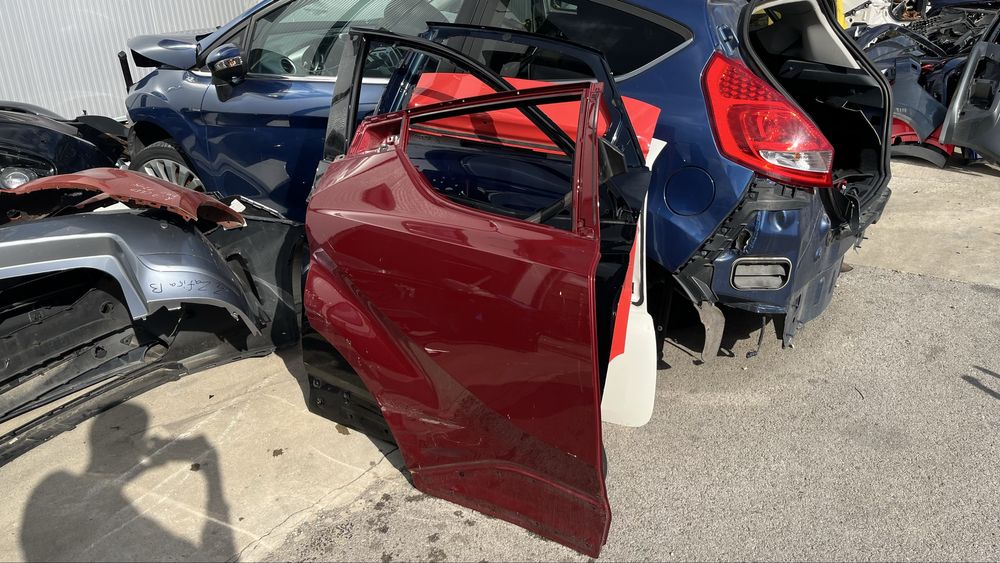 Врата Toyota CHR задна дясна 2018