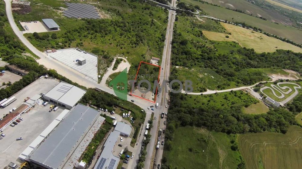 Продава се Парцел в Шумен, Тракия - 3003 кв.м за 80 €/кв.м - Снимка #2