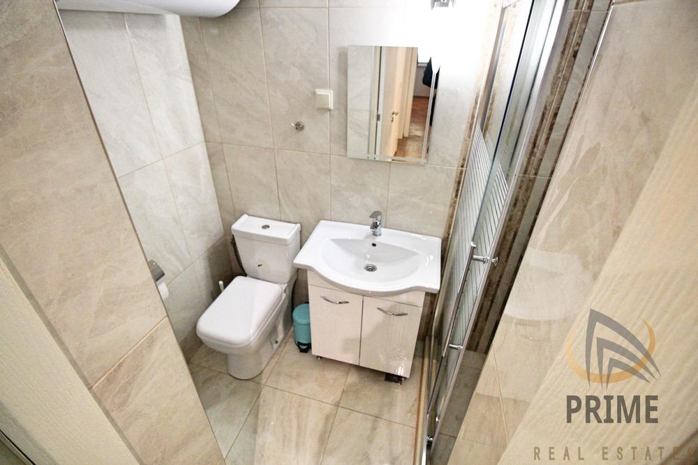 Дава се под наем Двустаен апартамент в Бургас, Център - 65 кв.м за 459 € - Снимка #8