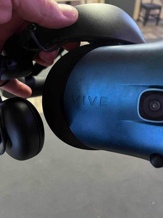 Очила за VR + TV + PC + АКАУНТ с много игри