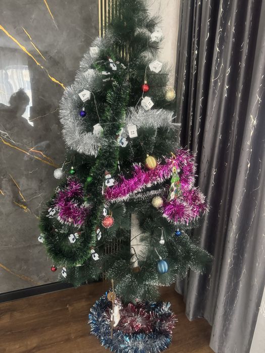 Ёлка новогодняя