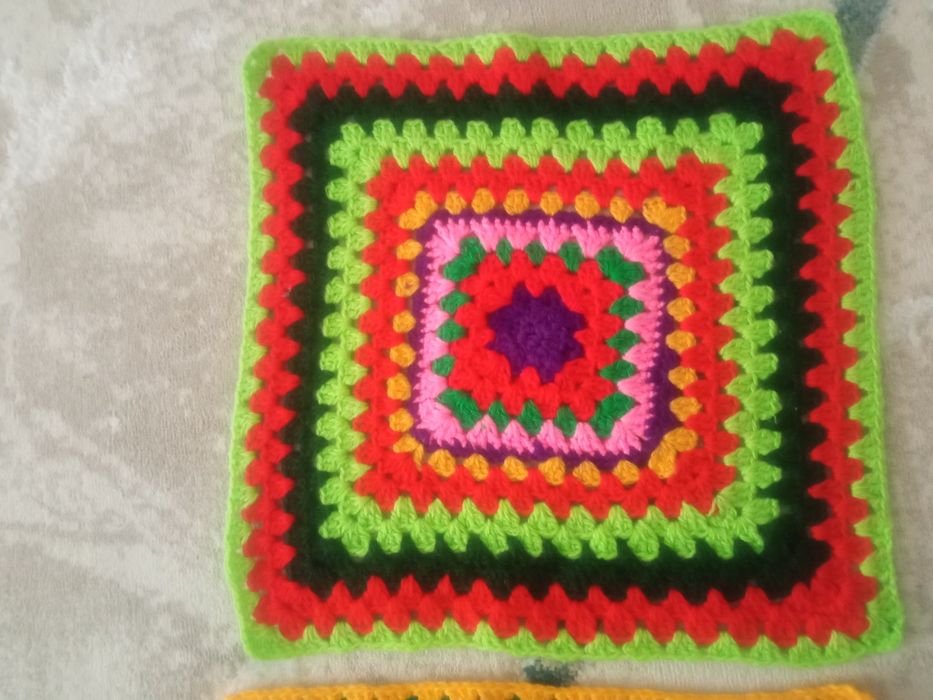 Продам сидушки 12 шт для стуля