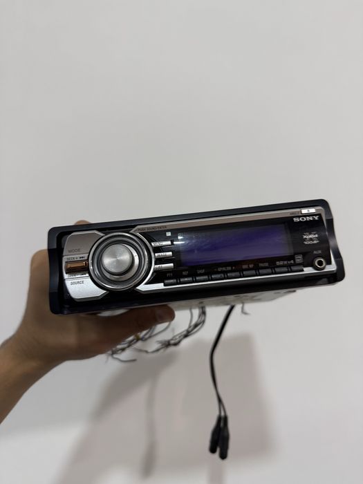 Sony magnitofon CDX-GT710