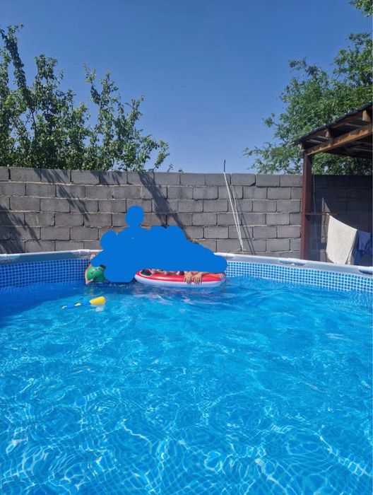 БАССЕЙН очень большой с насосом!!!