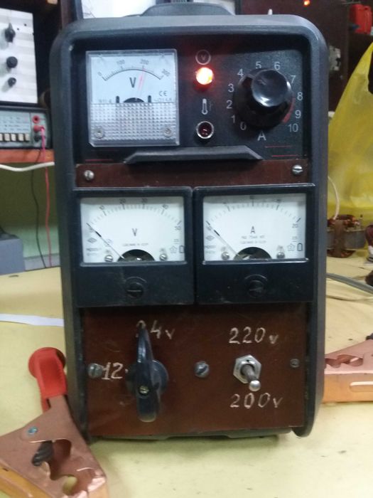 Зарядное для аккумуляторов 12v -  24v