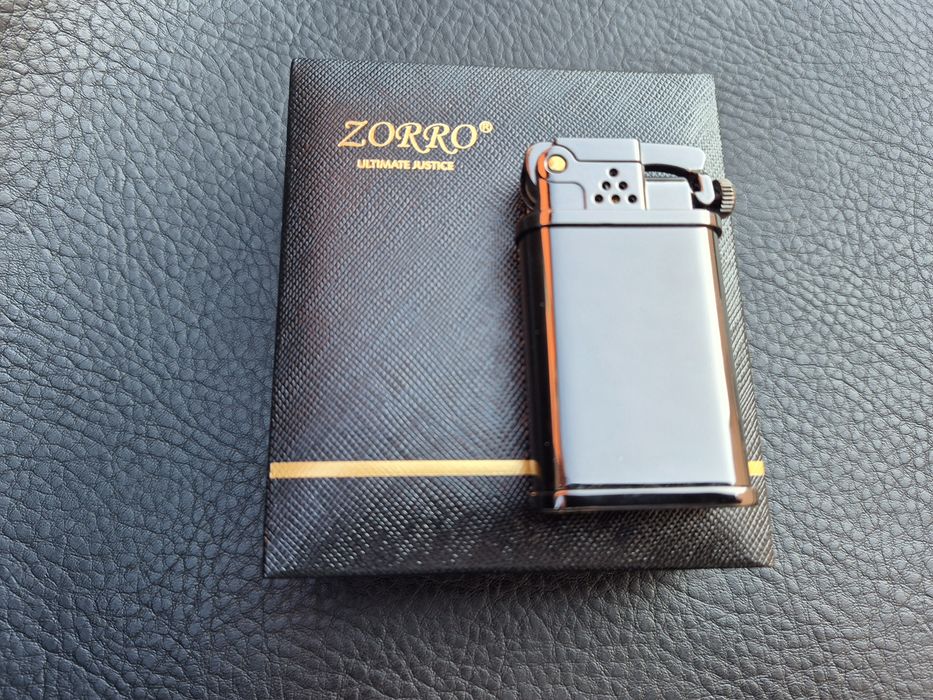 Луксозна бензинова запалка ZORRO  в подаръчна кутия,Z602