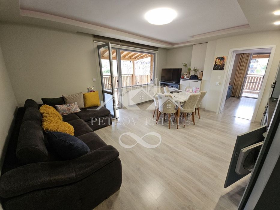 Продава се Тристаен апартамент в Велинград - 125 кв.м за 1300 €/кв.м - Снимка #1