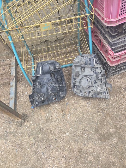 Кия бонго фар сотилади