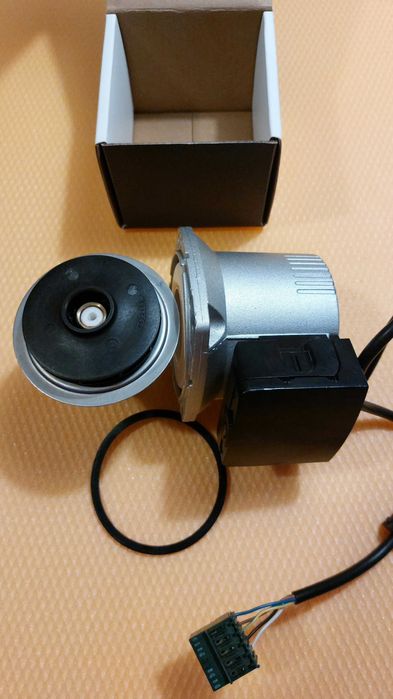 Pompa de apa VAILLANT.Stare noua.