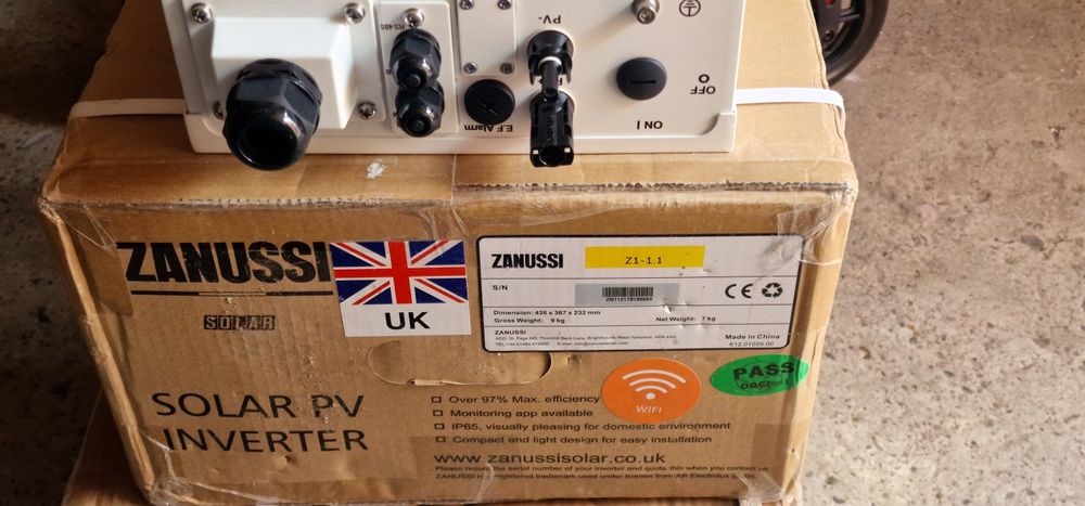 Invertor model Z1-1.1