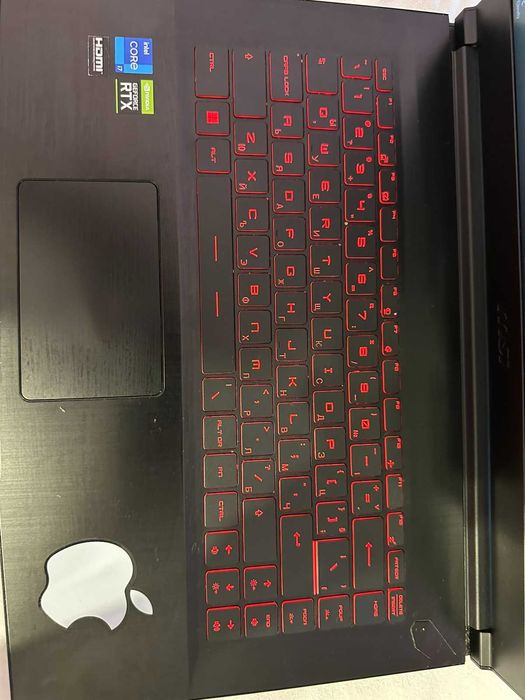 Геймърски лаптоп 64гб РАМ MSI GF63 Thin 11UD