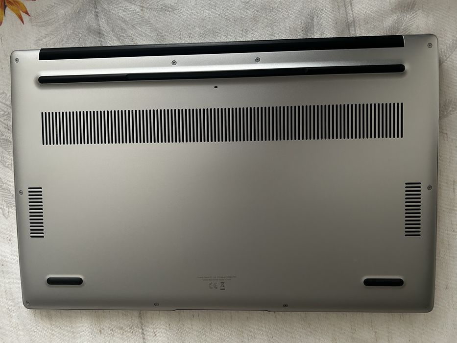 Huawei MateBook D15 – Intel i5 / 8 GB RAM / SSD 512 GB