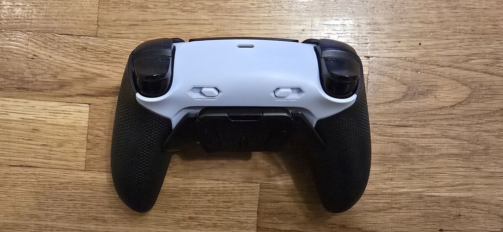 Controller PS5 + Gulit kit NS55 TMR Adjustable + ExtremeRate Rise 4