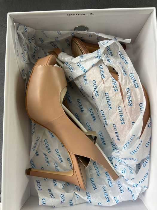 Сандали, официални Guess 38