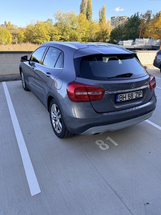 MERCEDES-BENZ GLA 2015 — imagine 2