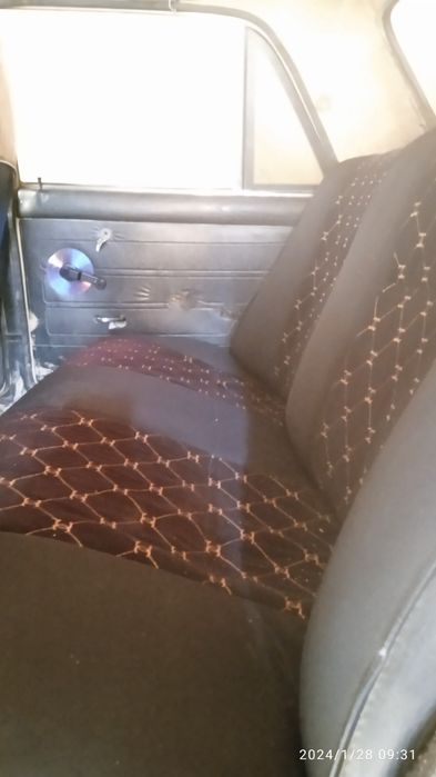 Jiguli vaz 011 holati yaxshi yili 1979 yurgani 430000