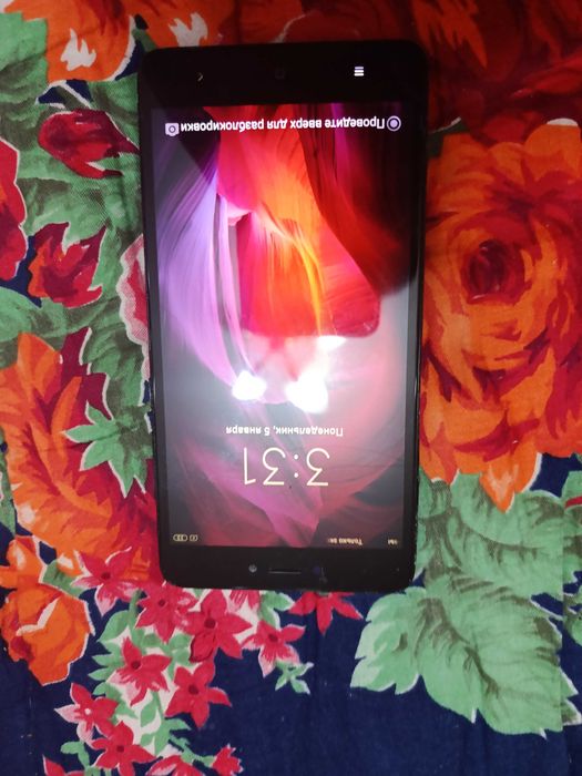 Nokia 2720 & redmi sotiladi