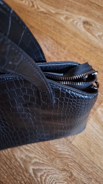 Елегантна дамска чанта