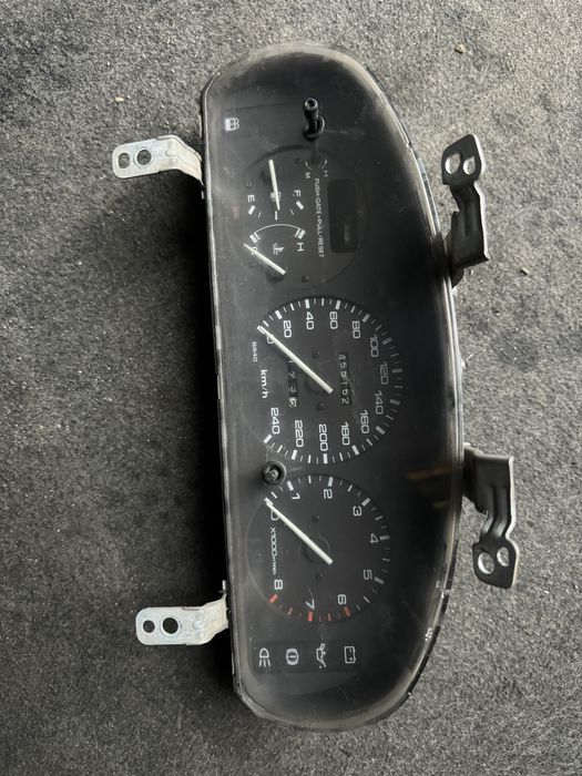 Щиток мазда 323 слепая