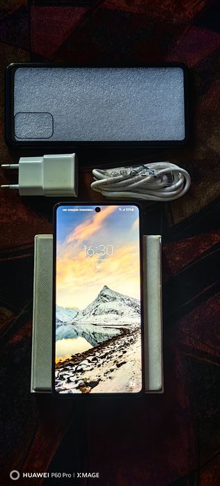 SAMSUNG GALAXY A71-Топ състояние.Пълен комплект