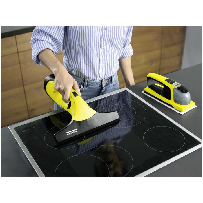 Aspirator de geamuri Karcher WV2 Curatenie geamuri cabina dus spatii vitrate