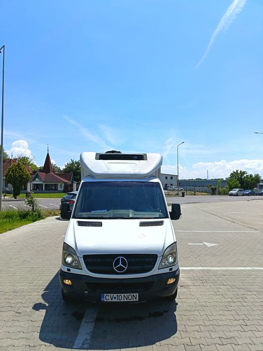 Mercedes sprinter