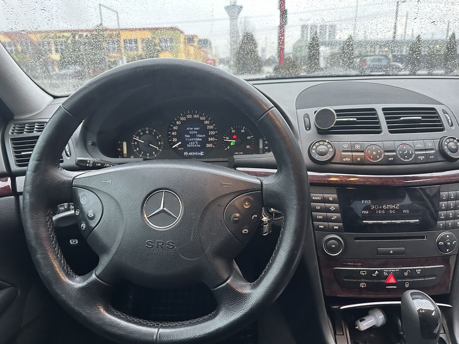 Mercedes Benz E270 SDFunerar / Dric mortuar