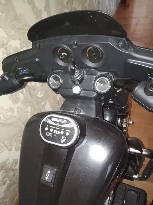 Продам мотоцикл 3 колесный