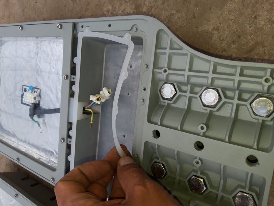 Corpuri iluminat din aluminiu