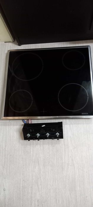 Plita vitro-ceramica Bosch 4 ochiuri