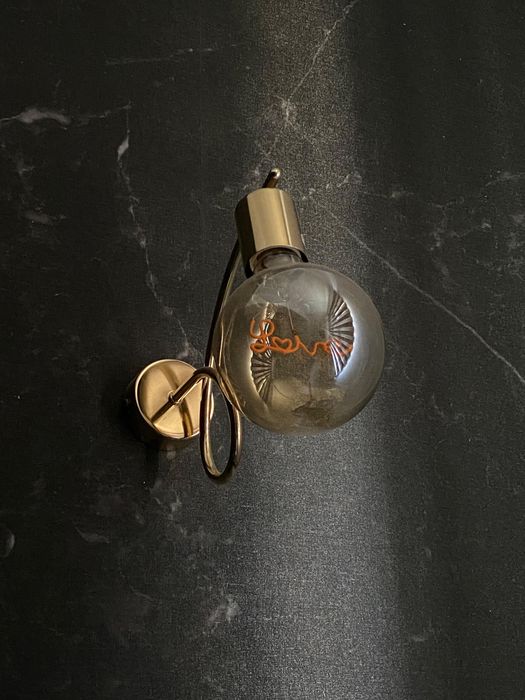 Set dormitor lustra + 2 aplici aurii cu becuri lexman incluse