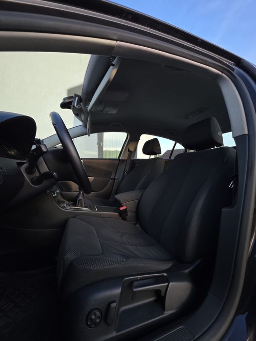 Volkswagen Passat B6 / 2.0 TDI / 2010 / Euro 5