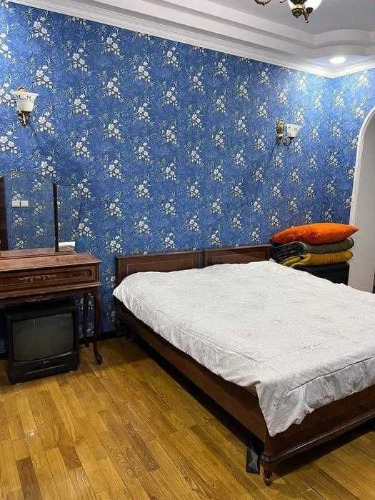 Аренда 3-х комнатная квартира Гафур Гулям Метро ! СРОЧНО!