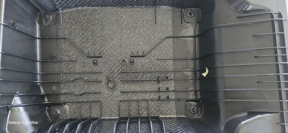 Mercedes 206 Дъно за багажника