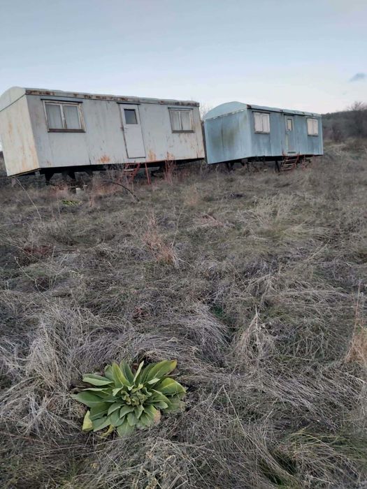 Продава 2 Фургона