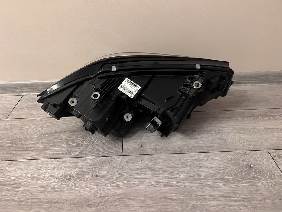 Far stanga Bmw Seria 3 G20 G21 LED Original , De Europa, Cod 9481695