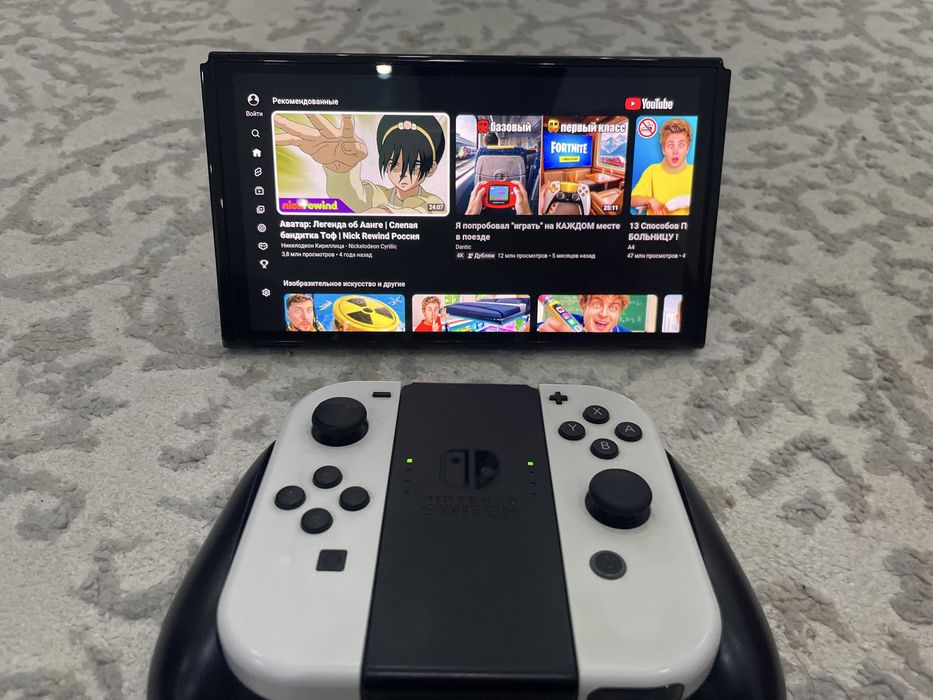 Nintendo switch oled 64 gb + fortnite account
