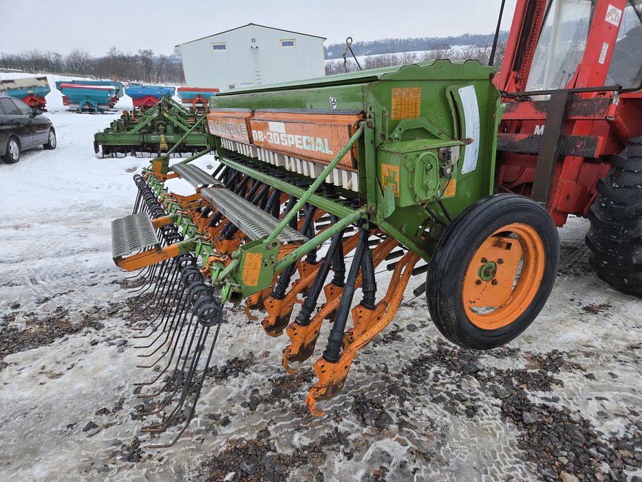 Semanatoare Paioase Amazone D8-30 Special