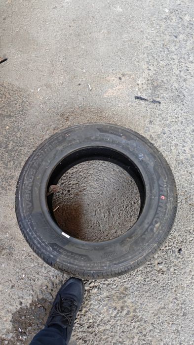 продам шины.