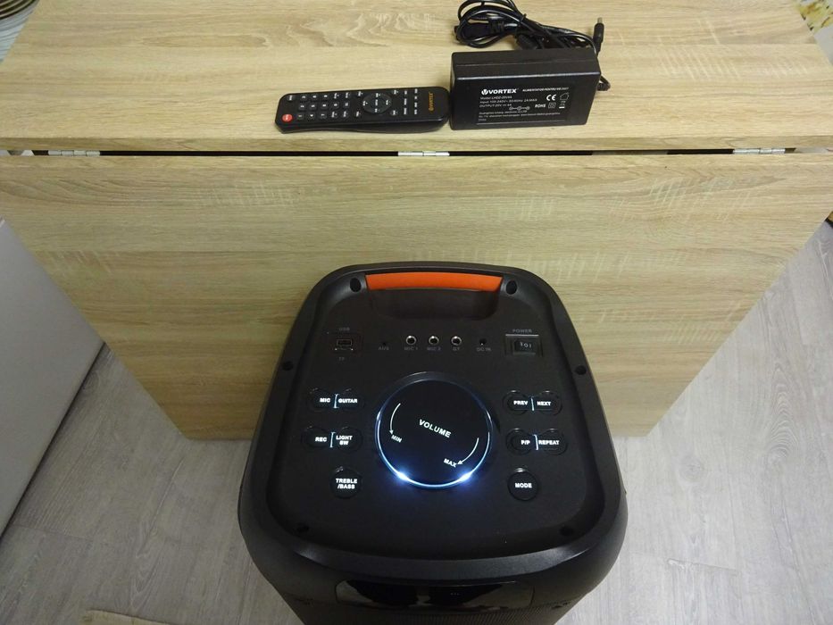 Amplificator portabil Hi-Fi 50W