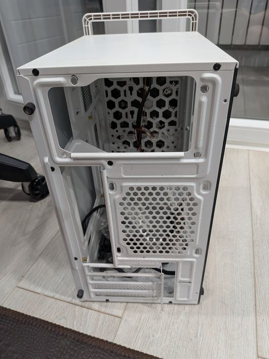 Корпус для ПК Aerocool CS-109, белый