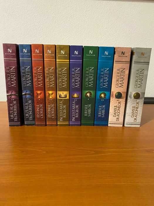 Colectia completa carti ”Urzeala tronurilor”  George R.R. Martin