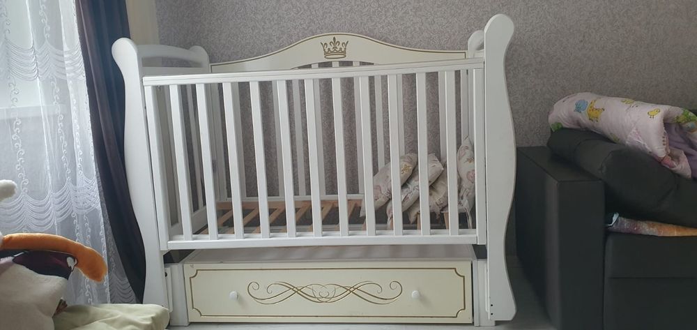 Кроватка 10.000 без матраца