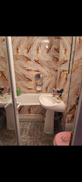 Vand garsoniera piatra neamt