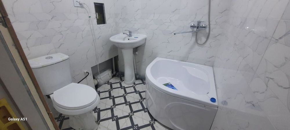 Сдается 1 комнатная квартира, Район Янги Хайот, Спутник