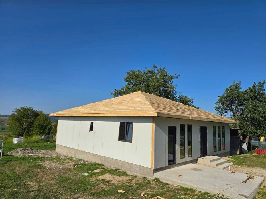 Vand casa modulara 90 mp