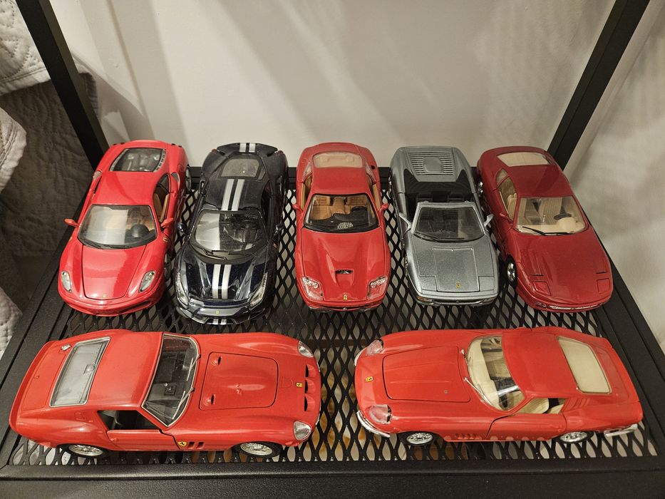 Machete Ferrari 1:24 Bburago