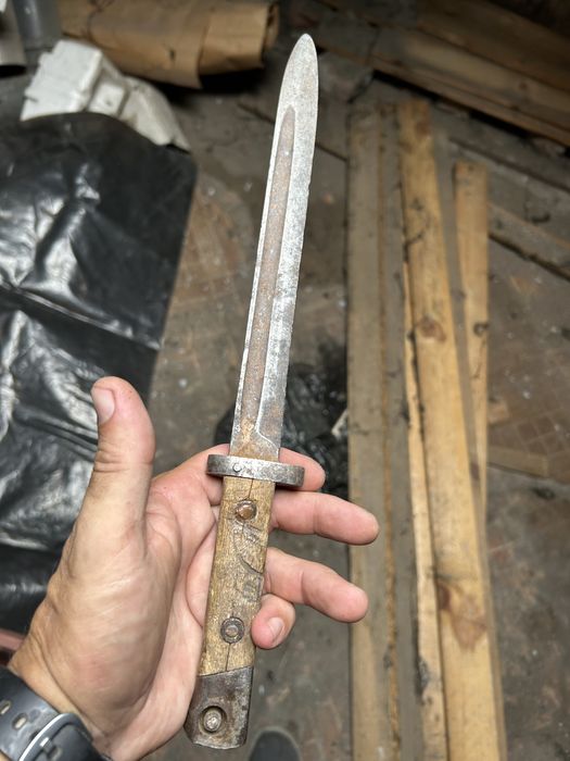 Щик,          Нож