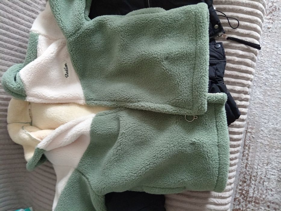 Срочно продам по 5000тг новый.