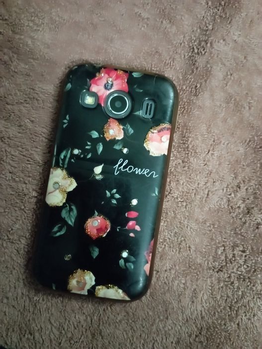 Телефон сотилади